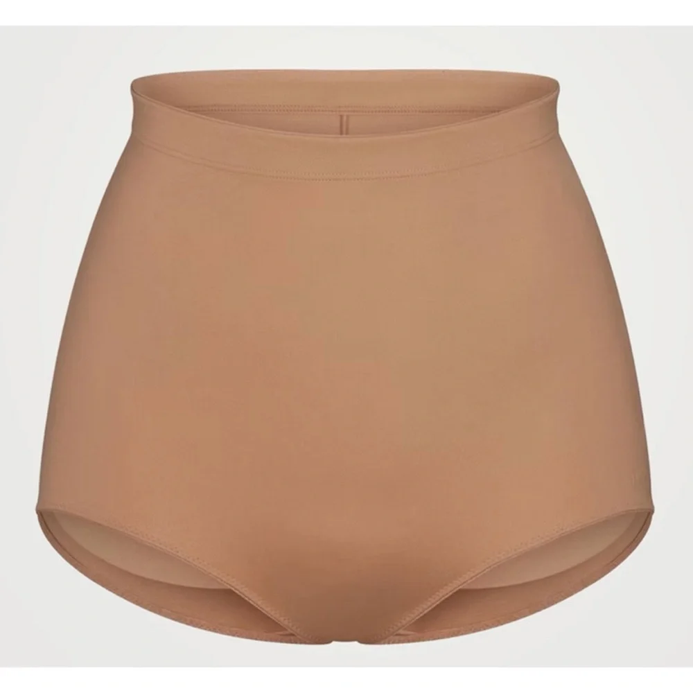 Skims Body Butt-Enhancing Padded Brief - Picture 3 of 3